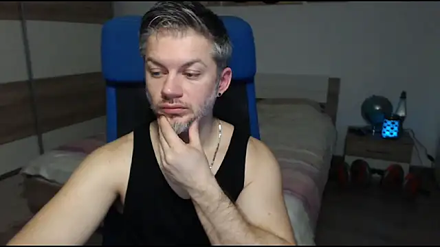 RobbyShawz online show from February 2025 09:02:01 AM