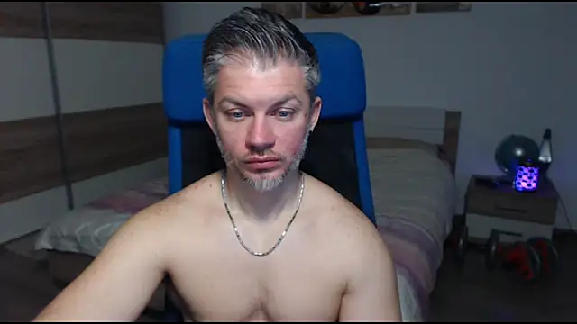 RobbyShawz online show from March 2025 10:06:02 AM