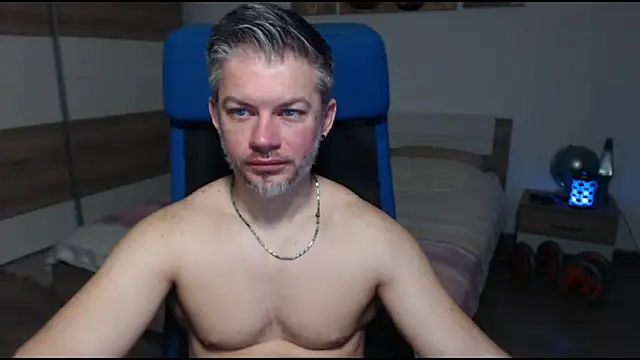 RobbyShawz online show from March 2025 06:19:01 AM