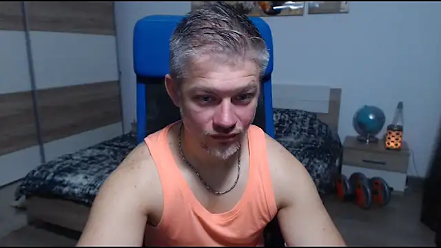 RobbyShawz online show from November 2025 06:45:01 AM