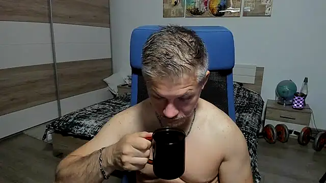 RobbyShawz online show from June 2026 04:45:01 AM