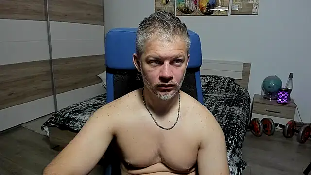 RobbyShawz online show from June 2026 04:17:02 AM