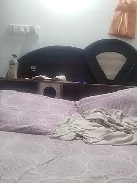 Saalu2003 online show from April 2026 03:50:01 PM