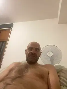 Snapshot of slim1976006 chatting on July 2026 01:19:01 AM slim1976006 online show from July 2026 01:19:01 AM