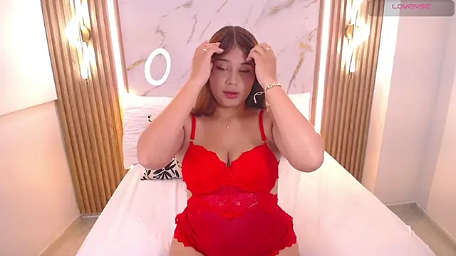 Anthonela love  online show from April 2026 07:16:02 PM