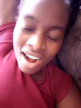 Snapshot of _cutemelania chatting on February 2025 09:15:02 AM cutemelania online show from February 2025 09:15:02 AM