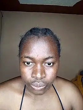 Snapshot of _cutemelania chatting on November 2025 10:48:01 AM cutemelania online show from November 2025 10:48:01 AM