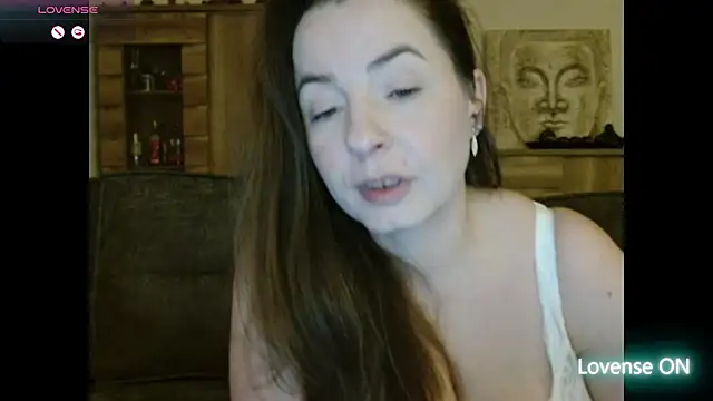 Snapshot of cristalines chatting on March 2025 09:16:02 PM cristalines online show from March 2025 09:16:02 PM