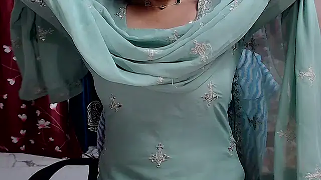 Snapshot of Naiaa-mylove chatting on June 2026 06:25:01 AM Naiaa-mylove online show from June 2026 06:25:01 AM