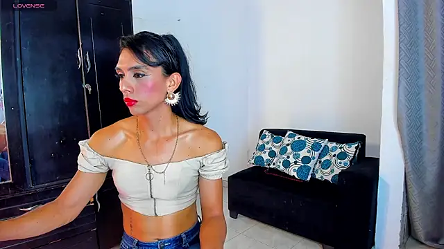 Snapshot of BritannyLord chatting on March 2026 01:00:01 AM BritannyLord online show from March 2026 01:00:01 AM