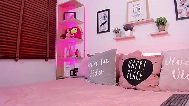 Nata Villalobos online show from February 2026 01:53:02 AM