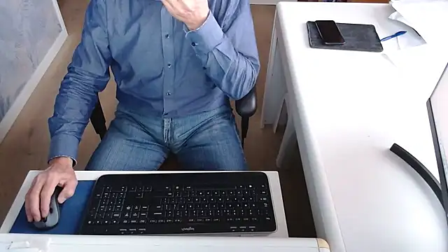 Snapshot of dutchpornking chatting on October 2025 06:55:02 AM dutchpornking online show from October 2025 06:55:02 AM