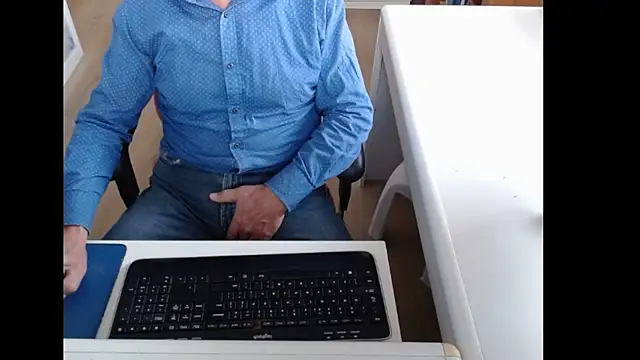 Snapshot of dutchpornking chatting on October 2025 07:17:01 AM dutchpornking online show from October 2025 07:17:01 AM