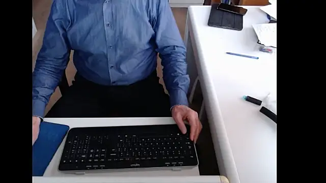 dutchpornking online show from November 2025 08:03:02 AM