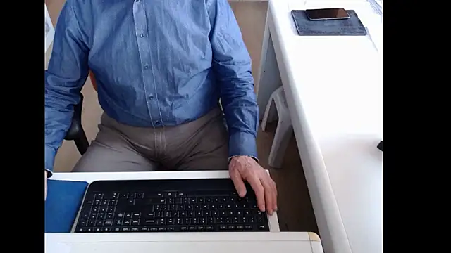 dutchpornking online show from March 2026 07:23:01 AM