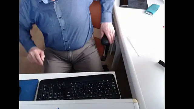 dutchpornking online show from April 2026 06:05:02 AM