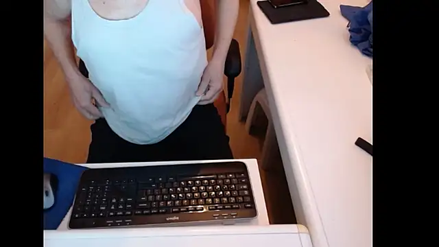 dutchpornking online show from May 2026 06:18:01 AM