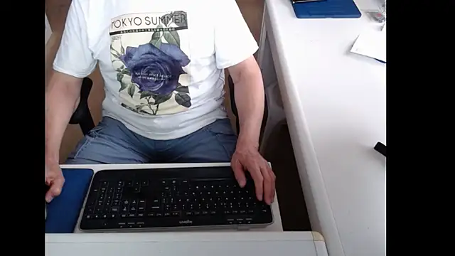 dutchpornking online show from June 2026 05:46:02 AM