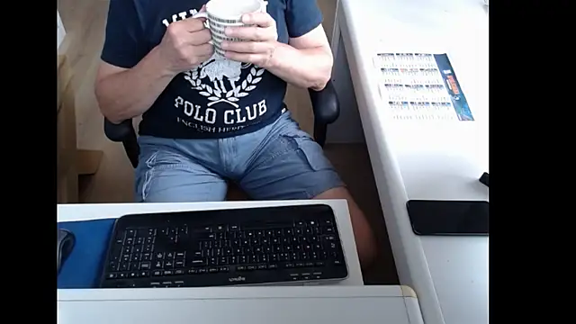 dutchpornking online show from June 2026 07:00:01 AM