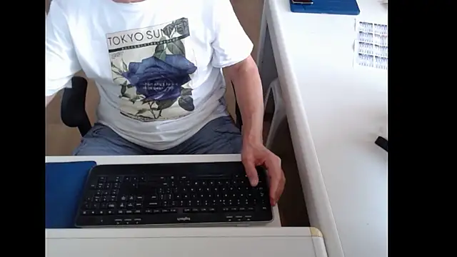 dutchpornking online show from June 2026 06:01:01 AM