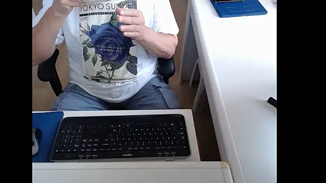 dutchpornking online show from June 2026 06:07:01 AM