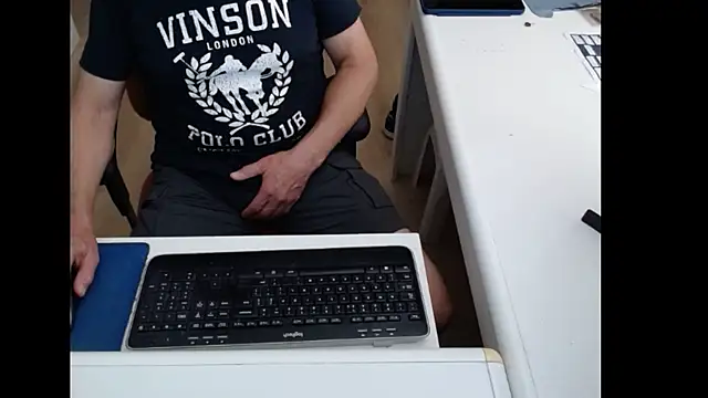 dutchpornking online show from June 2026 11:54:02 AM