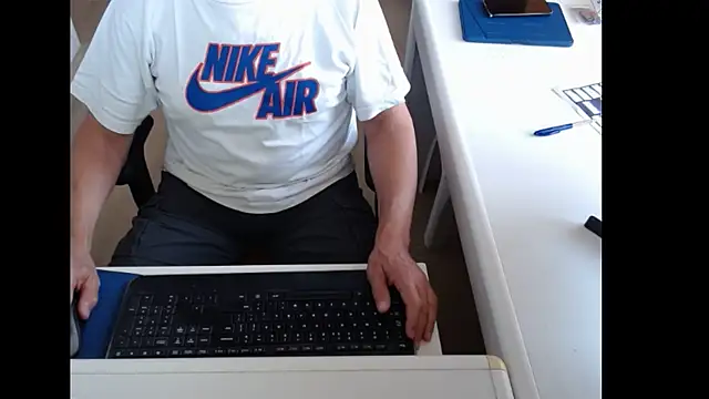 dutchpornking online show from July 2026 06:08:02 AM