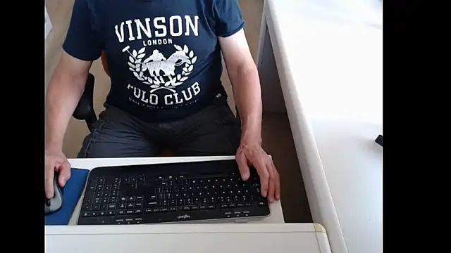 dutchpornking online show from July 2026 07:02:02 AM