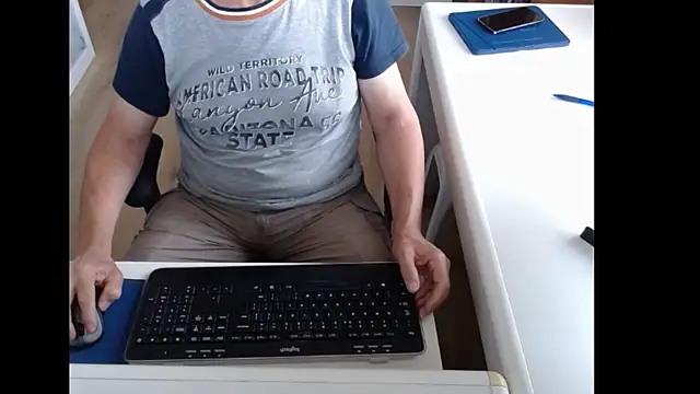 dutchpornking online show from July 2026 06:00:02 AM