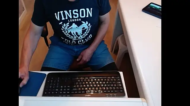 dutchpornking online show from July 2026 06:45:01 AM