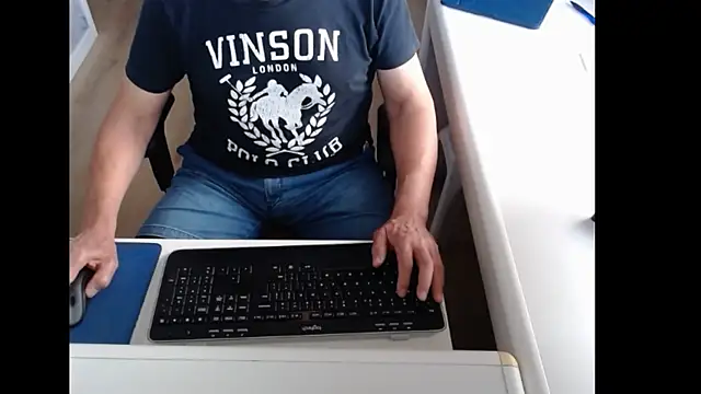 dutchpornking online show from August 2026 06:05:02 AM