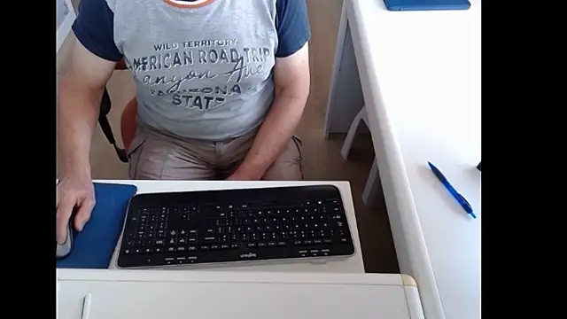 dutchpornking online show from August 2026 06:26:02 AM