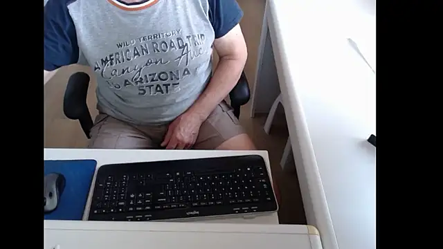 dutchpornking online show from August 2026 06:15:02 AM