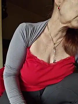 Snapshot of Chriss_Tinaa chatting on March 2026 05:35:01 AM Chriss Tinaa online show from March 2026 05:35:01 AM