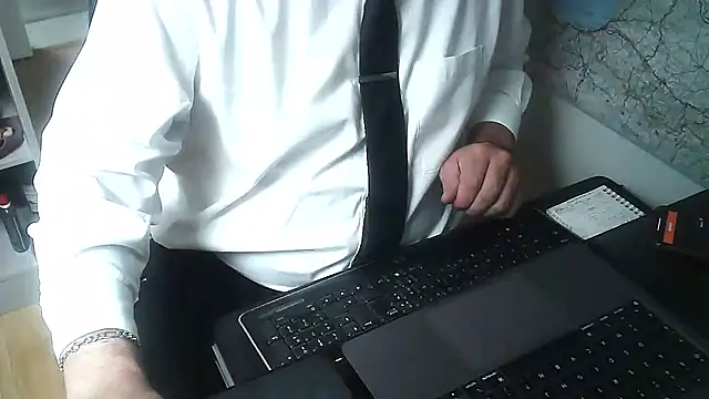 Snapshot of DUDURA@xh chatting on February 2025 02:26:01 PM DUDURAxh online show from February 2025 02:26:01 PM