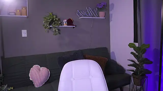 Snapshot of HannahEvanss chatting on October 2025 06:08:02 PM HannahEvanss online show from October 2025 06:08:02 PM