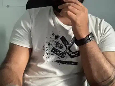 Snapshot of sameer2508mo chatting on February 2025 10:31:02 AM sameer2508mo online show from February 2025 10:31:02 AM