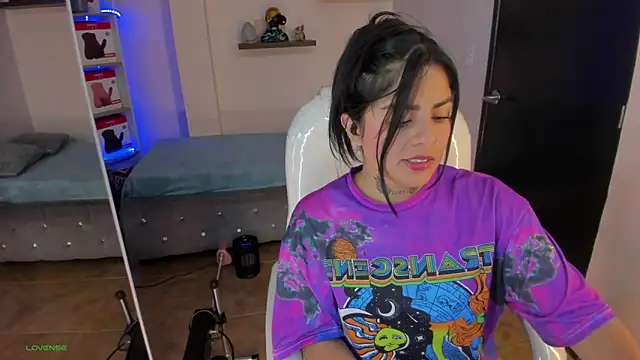 Snapshot of Catalinaa_martinez chatting on March 2025 08:08:01 PM Catalinaa martinez online show from March 2025 08:08:01 PM