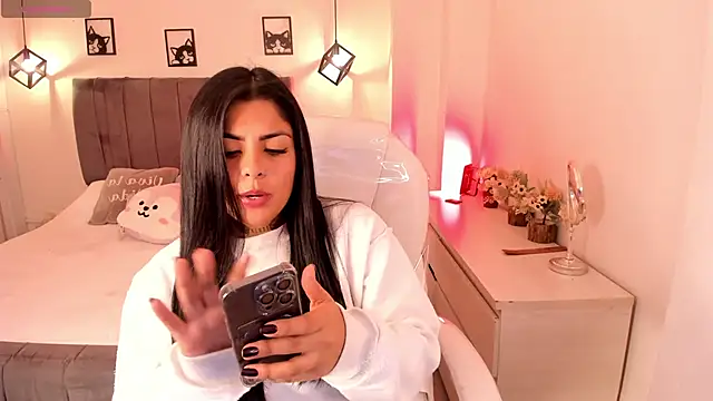 Snapshot of Catalinaa_martinez chatting on September 2025 05:40:02 AM Catalinaa martinez online show from September 2025 05:40:02 AM