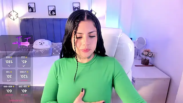 Snapshot of Catalinaa_martinez chatting on September 2025 02:57:01 AM Catalinaa martinez online show from September 2025 02:57:01 AM