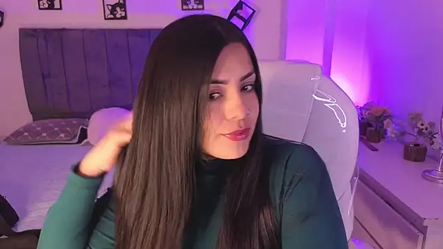 Snapshot of Catalinaa_martinez chatting on October 2025 02:48:02 AM Catalinaa martinez online show from October 2025 02:48:02 AM