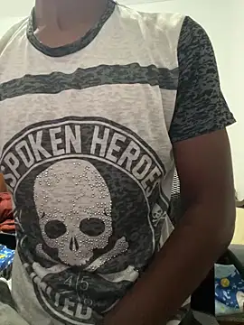 Snapshot of little-monter chatting on March 2026 11:43:01 PM little-monter online show from March 2026 11:43:01 PM