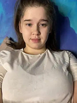 Snapshot of HornyGirlH chatting on January 2025 04:10:02 AM HornyGirlH online show from January 2025 04:10:02 AM