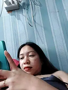 Snapshot of MissKitty31 chatting on December 2024 03:14:02 AM MissKitty31 online show from December 2024 03:14:02 AM