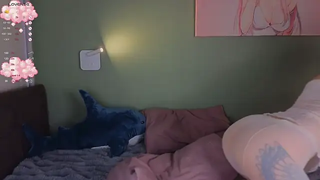 LinoAdaro online show from December 2024 01:05:01 AM