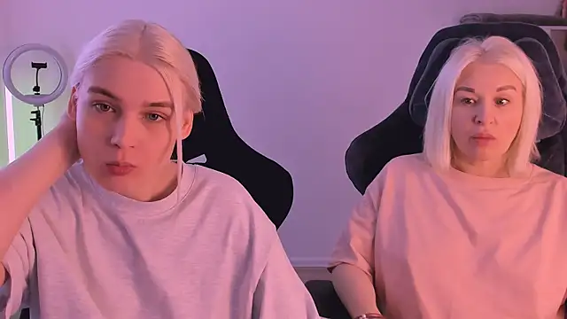 hotblonds online show from January 2025 11:24:01 AM