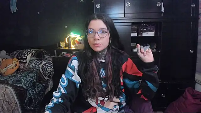 Snapshot of Lilmarieee chatting on February 2025 11:06:02 PM Lilmarieee online show from February 2025 11:06:02 PM