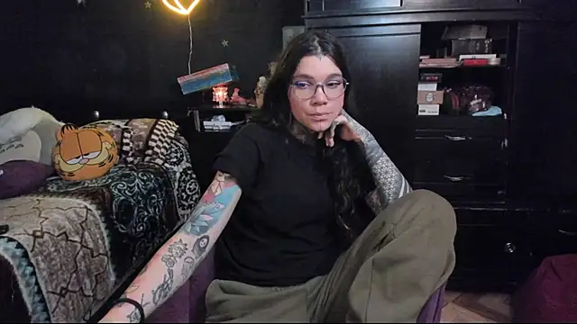 Snapshot of Lilmarieee chatting on March 2025 10:09:02 PM Lilmarieee online show from March 2025 10:09:02 PM