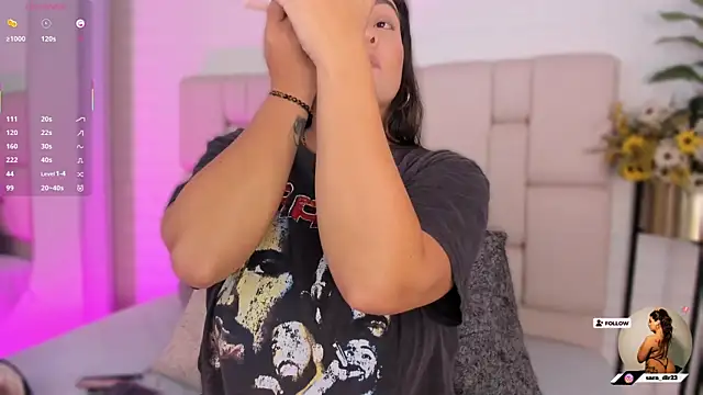 nataly clark  online show from September 2025 08:24:01 PM