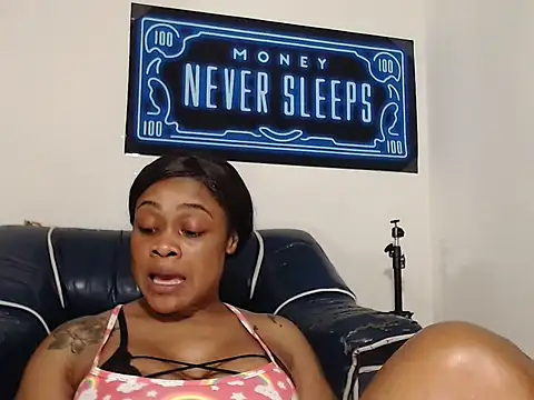 alexiaao9 online show from April 2026 03:31:02 AM